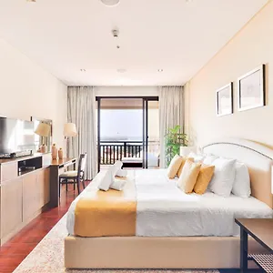 Luxury 5-star Palm Apartment